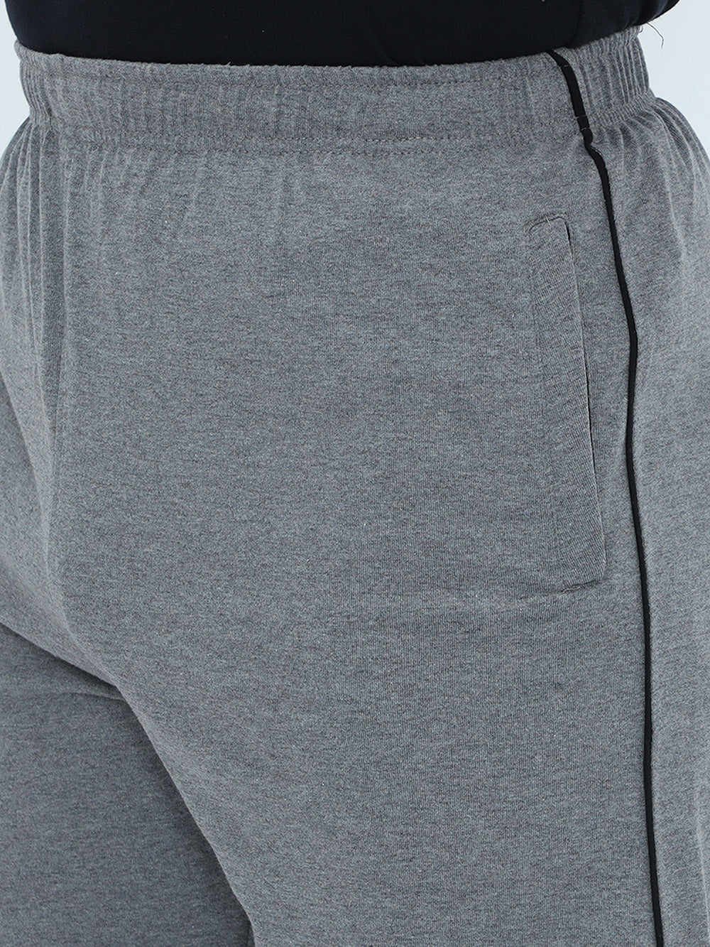 UNISEX bermuda Shorts with Zip Pocket