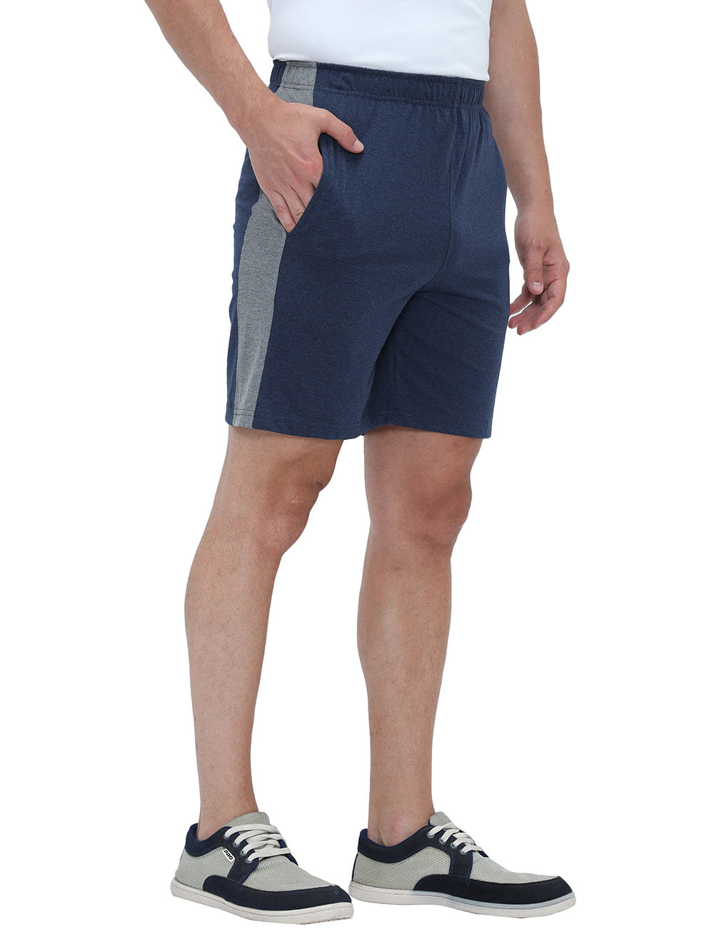 UNISEX bermuda Shorts with Side Panel
